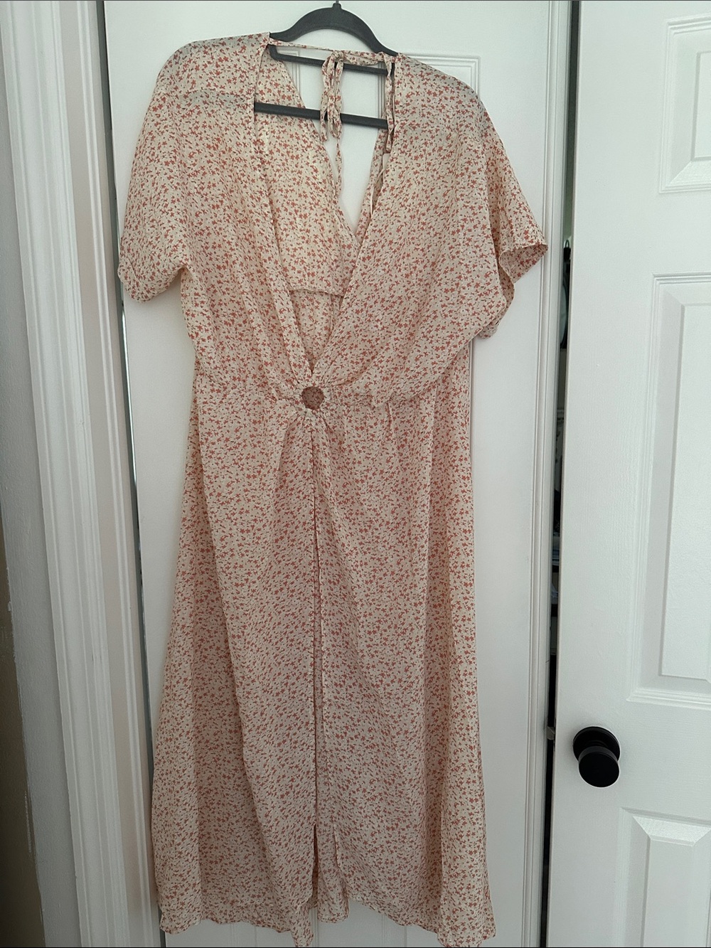 Floral Maxi Dress with Ring-Front Detail in Blush Pink